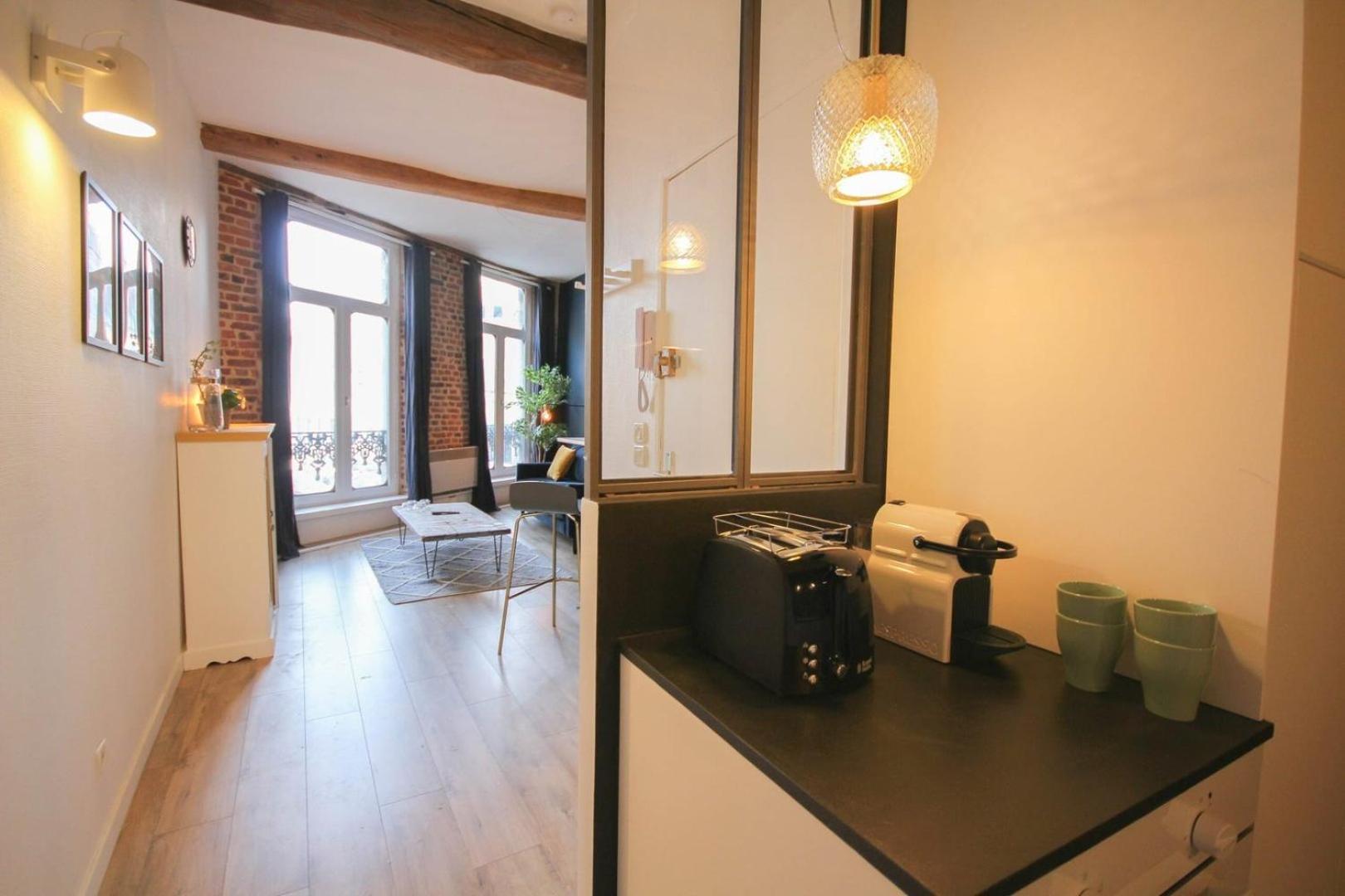 Apartamento In The Heart Of Old Lille: Rue De La Monnaie Exterior foto